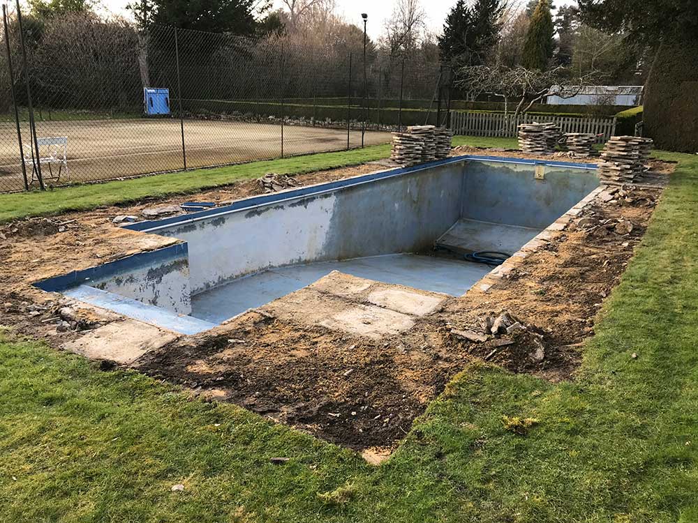 Opulent Pools Luxury Swimming Pool Builders Maidstone, Kent