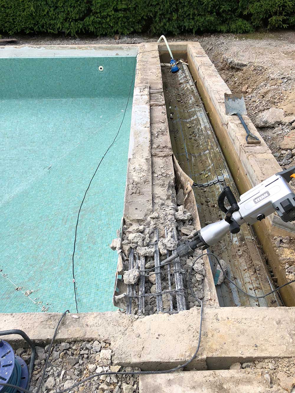 Opulent Pools Luxury Swimming Pool Builders Tunbridge Wells, Kent